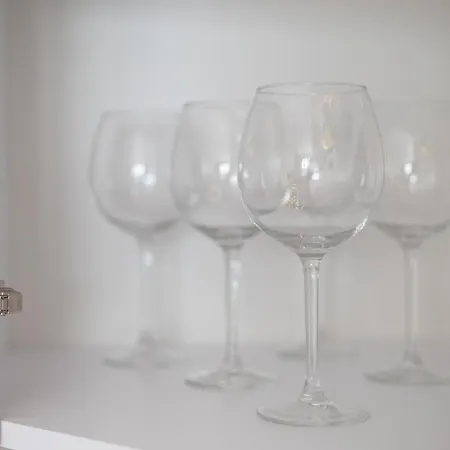 Piekna 2-bedroom By Bookinghost Апартаменты Варшава