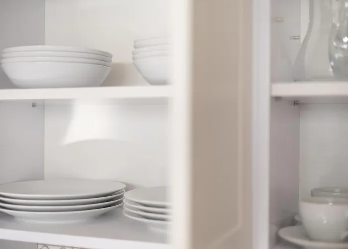 Piekna 2-bedroom By Bookinghost