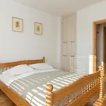Piekna 2-bedroom By Bookinghost Appartement Warschau